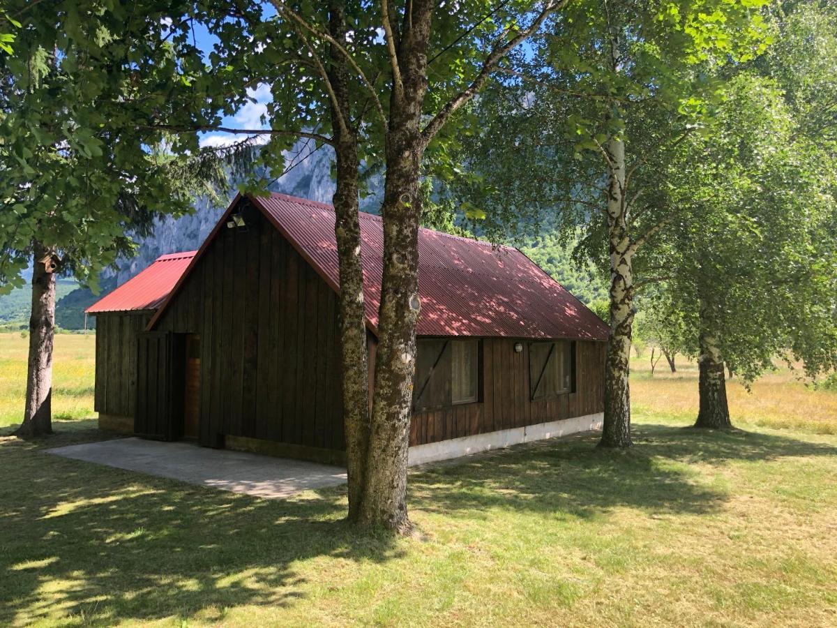 Mountain Cottage Komarnica Savnik Exterior foto