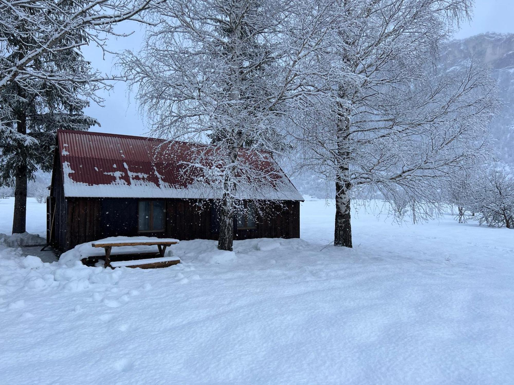 Mountain Cottage Komarnica Savnik Exterior foto