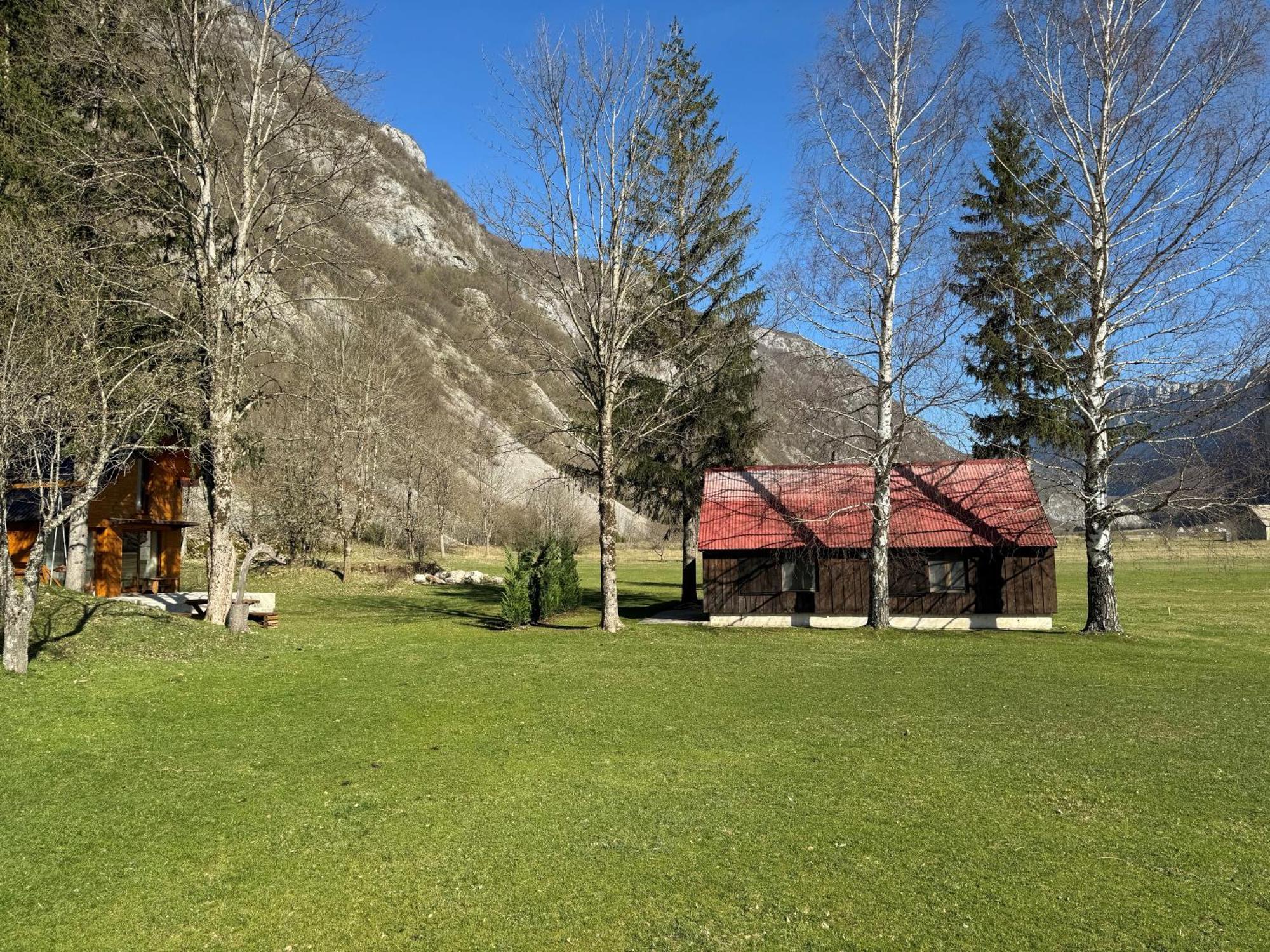 Mountain Cottage Komarnica Savnik Exterior foto